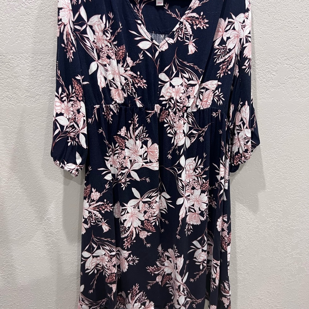 Isabel Maternity by Ingrid & Isabel Red & Navy Blue Floral Midi Dress